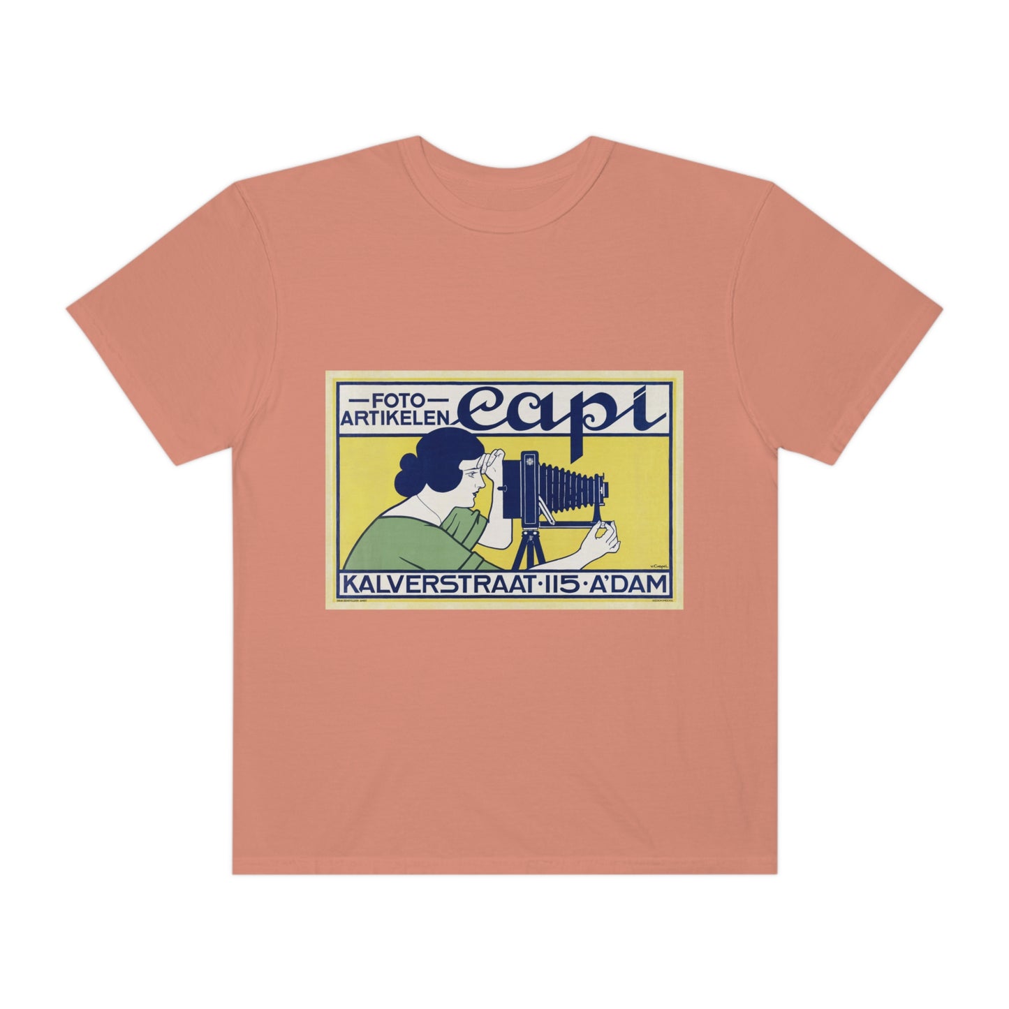 Retro art deco photographer T-shirt